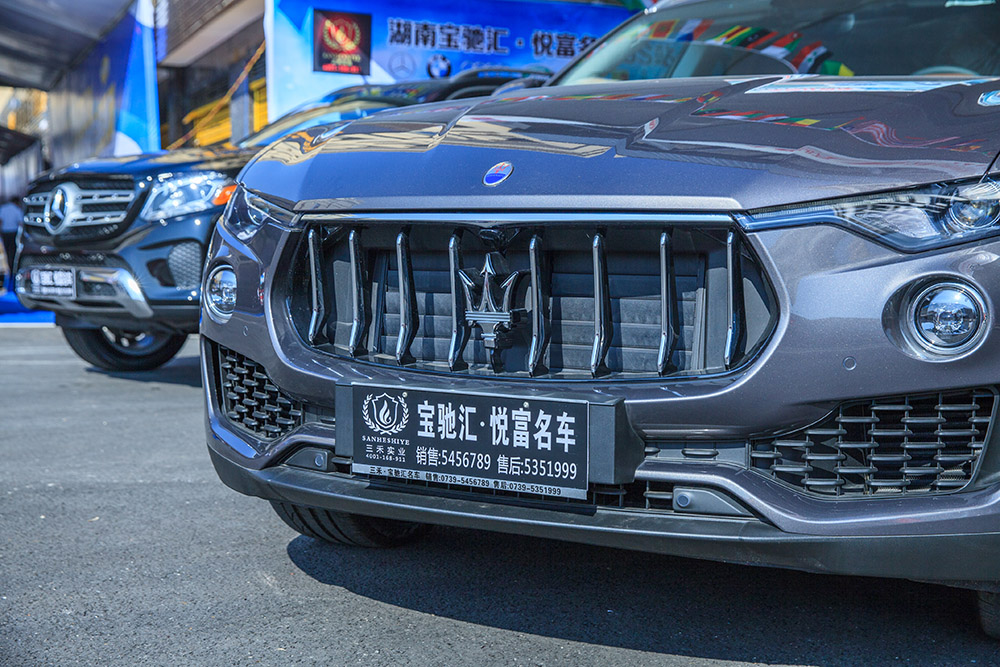 【車展第一天】遇到那個TA，放棄蘋果8......