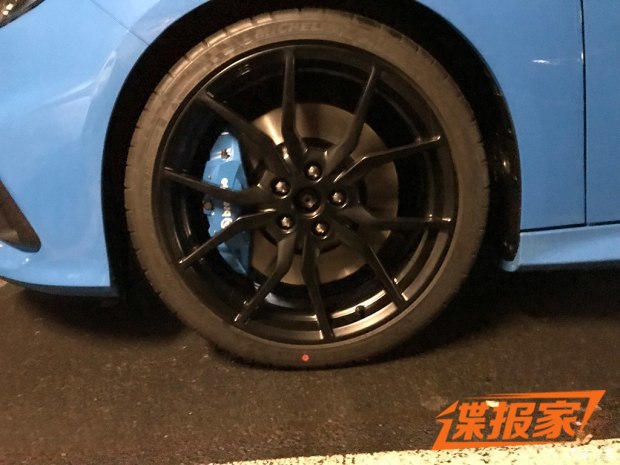 2018日內(nèi)瓦車展探館：?？怂筊S限量版